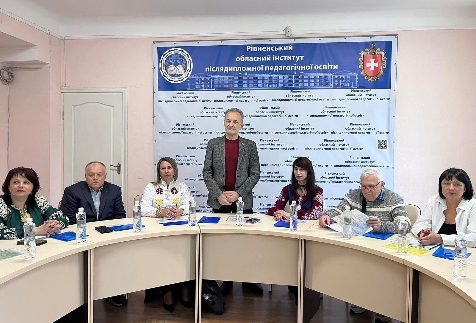 Figure 1 11.05.2025 Rivne. Start Vseukrainskoho konkursu Uchytel roku 2025